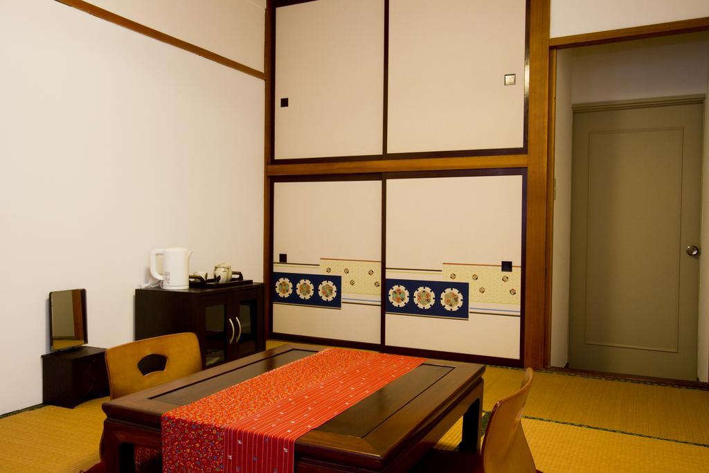 Guesthouse Fujinokura Kawaguchiko Ekimaeten Fujikawaguchiko Extérieur photo